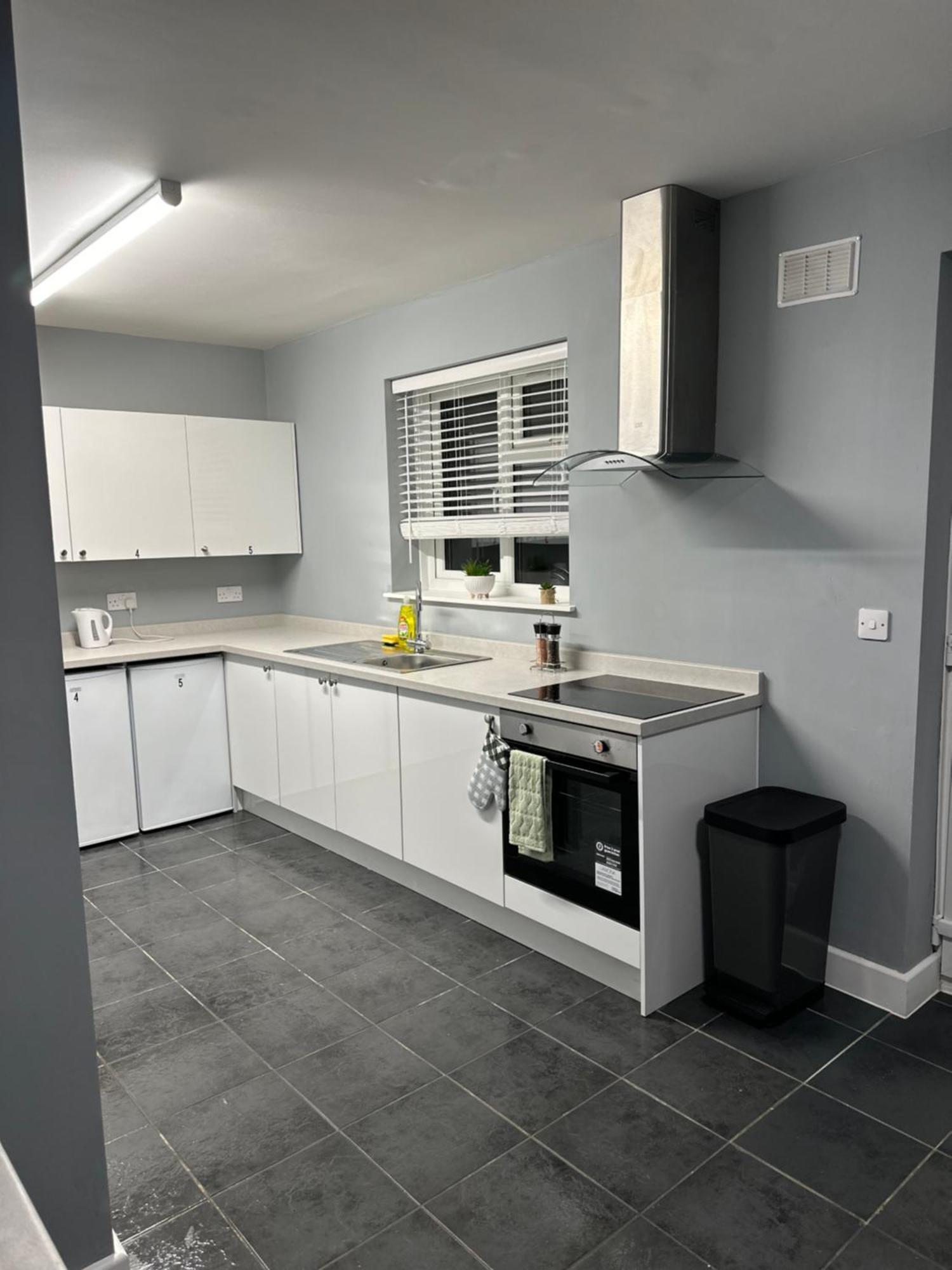 Guest house Cosy En-suite Double Room1 Heathrow *